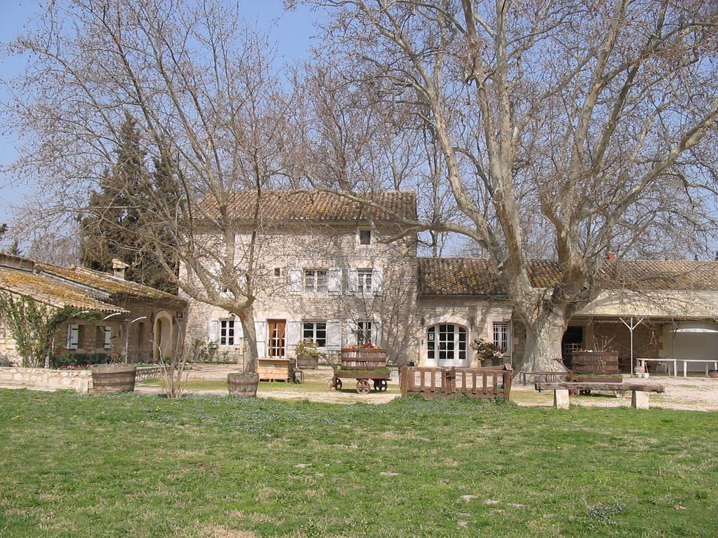 Mas Des Vertes Rives Bed & Breakfast Chateauneuf-de-Gadagne Exterior photo