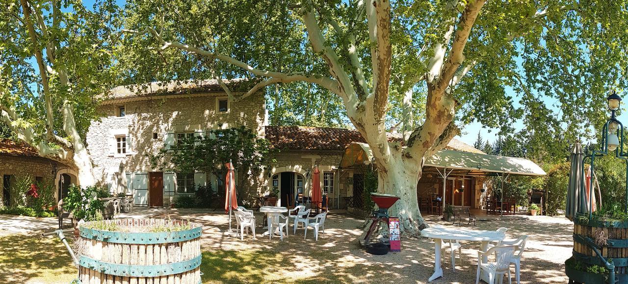 Mas Des Vertes Rives Bed & Breakfast Chateauneuf-de-Gadagne Exterior photo